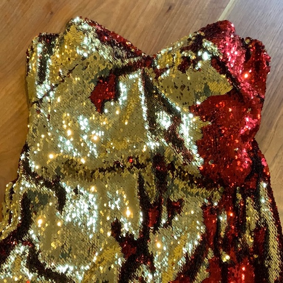 NK32 Naeem Khan Two-Tone Sequin Dress - Picture 7 of 8